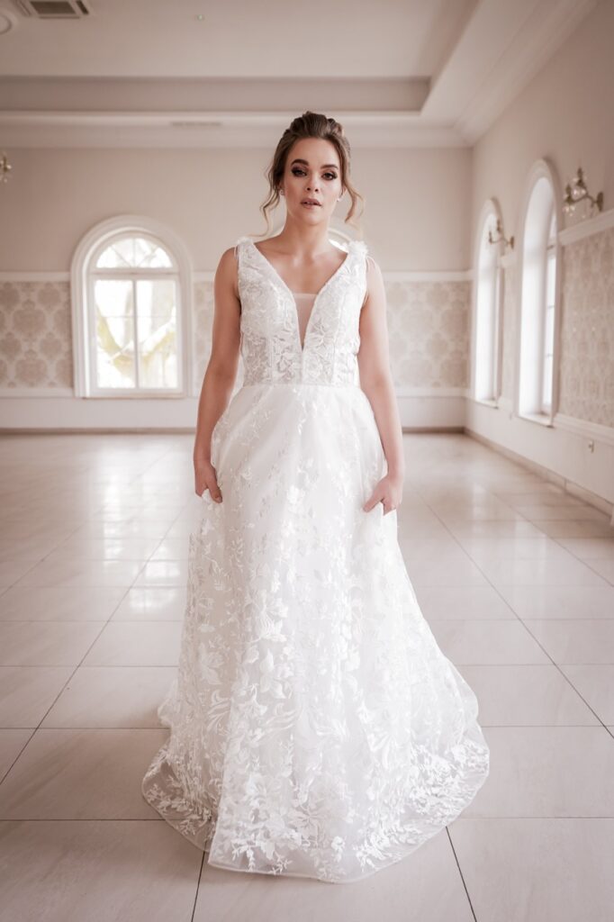 Suknia ślubna White Rose — zdjęcie 3, De Novia Atelier, Zielona Góra